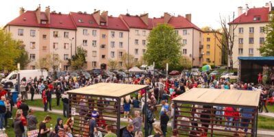 Tłumy ludzi podczas festynu na osiedlu Tuwim